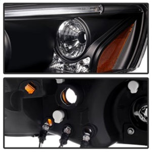 Spyder Pontiac G6 2/4DR 05-08 Projector Headlights LED Halo LED Blk PRO-YD-PG605-HL-BK