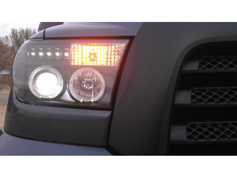 Spyder Toyota Tundra 07-133 Projector Headlights LED Halo LED Blk PRO-YD-TTU07-HL-BK